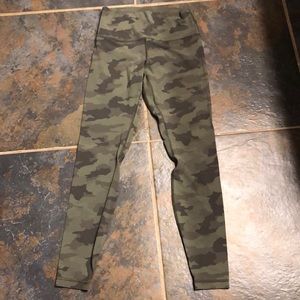 Lululemon leggings size 8